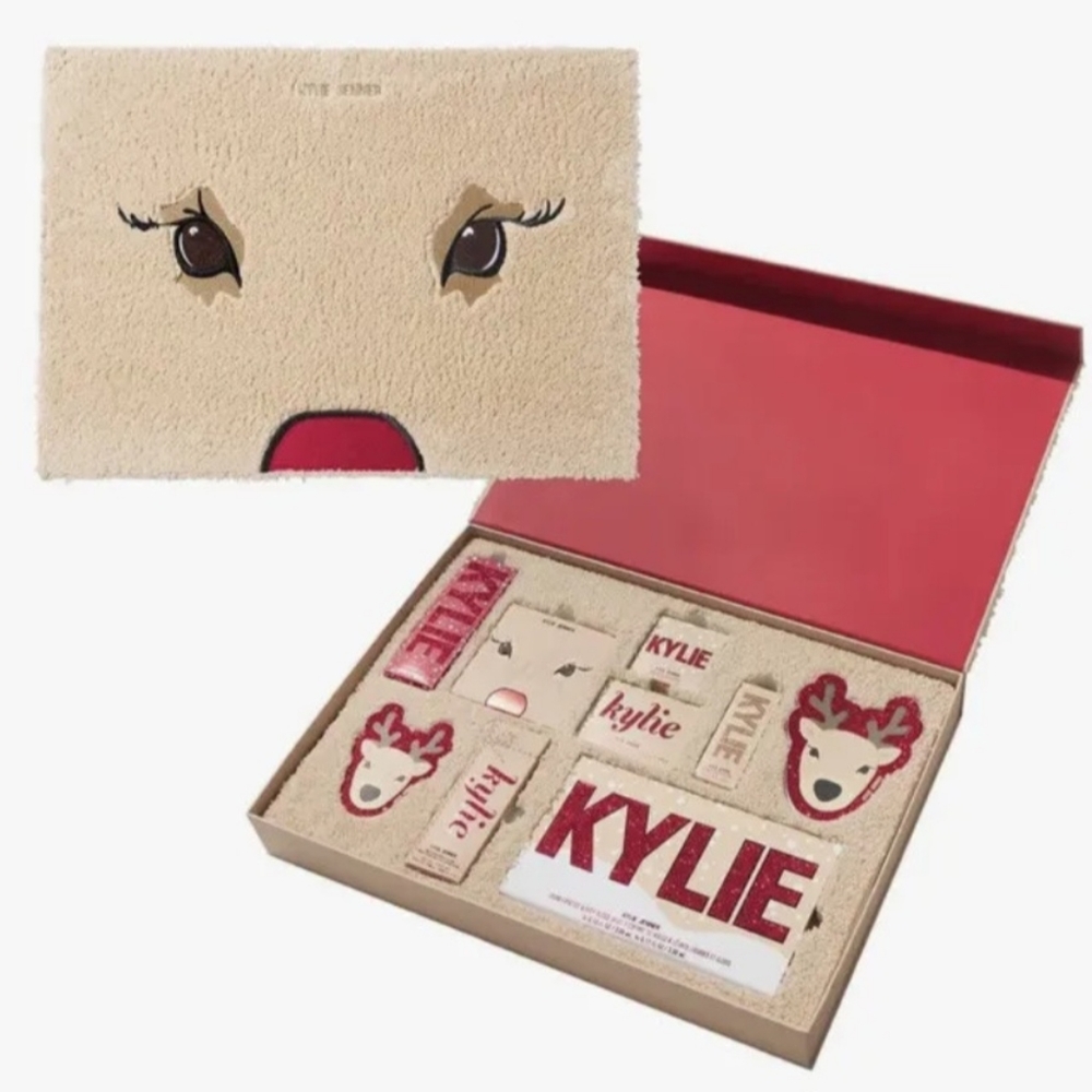 Kylie cosmetics 2022 Holiday Edition Deer Reindeer PR Box
